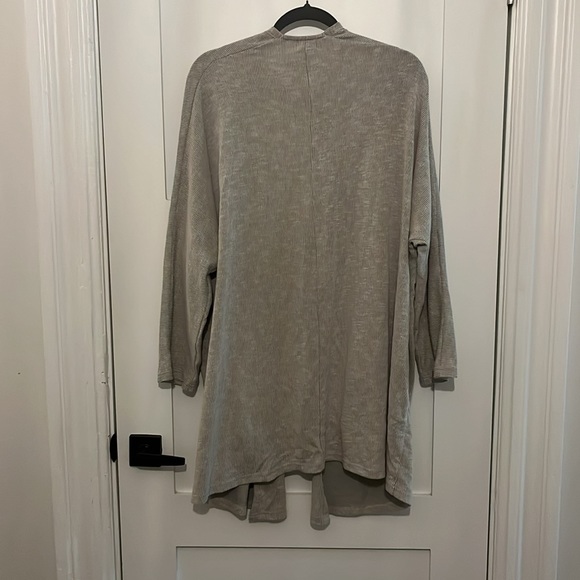 Donni Striped Grey Cardigan with Pockets - Picture 2 of 4